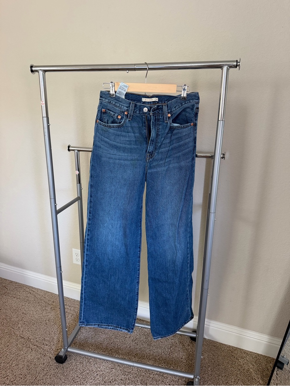 Levi's High-Rise Wide Straight Jeans - Deep Blue Wash